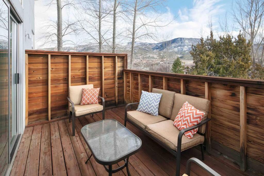 Вилла Dreamloft And Patio On The Hill Сидар-Сити Экстерьер фото